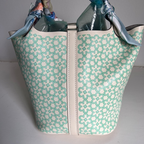 Hermès Picotin Lock 18 Lucky Daisy Nata Veau Swift Limited Edition New  w/o tags - Picture 5 of 14